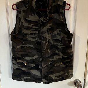 Love Tree Camouflage Utility Vest 100% Cotton